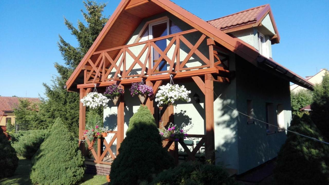 Zielony Domek Kruklanki Lodge *